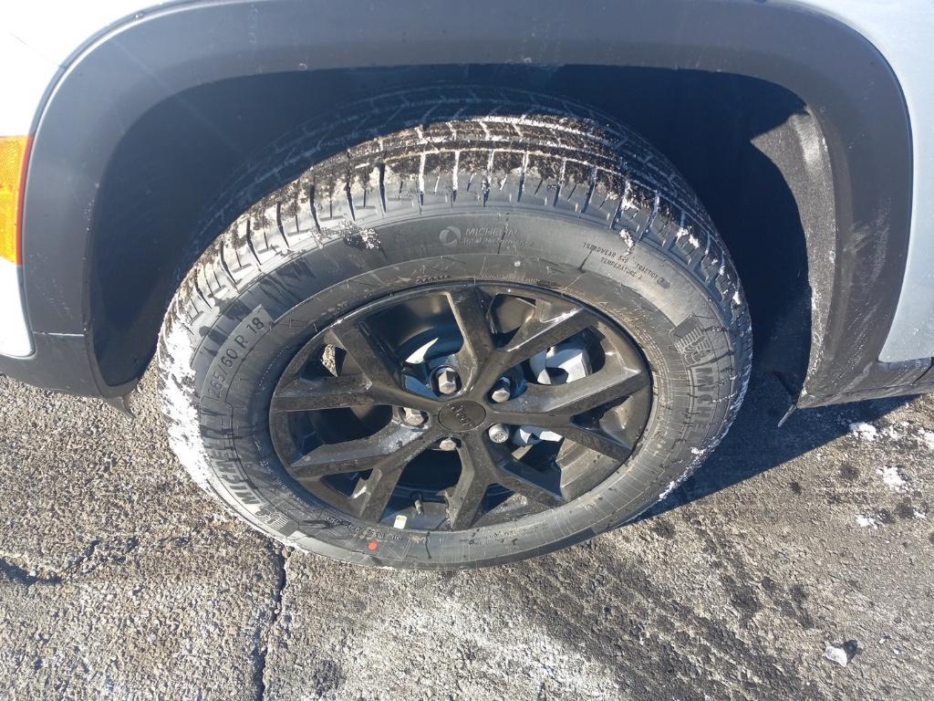 new 2025 Jeep Grand Cherokee car, priced at $47,330