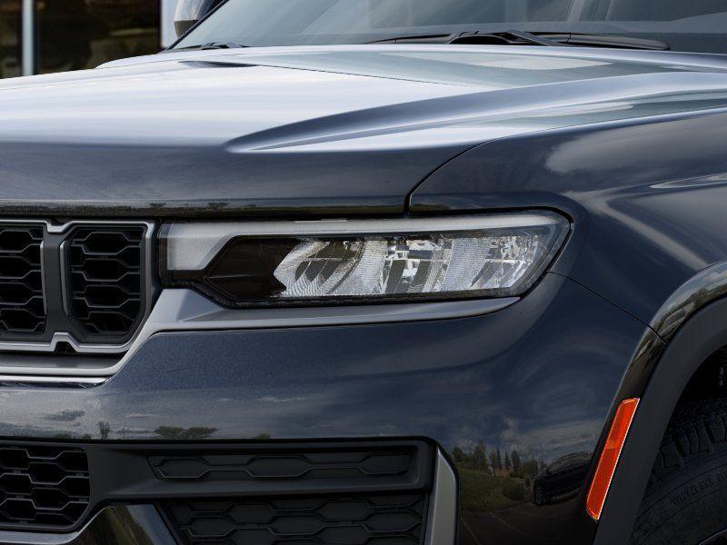 new 2026 Jeep Grand Cherokee car, priced at $49,450