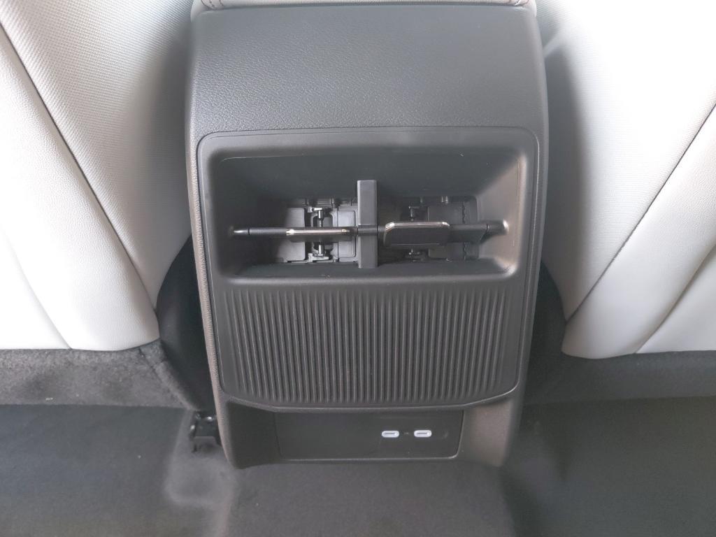 new 2026 Jeep Cherokee car, priced at $43,085