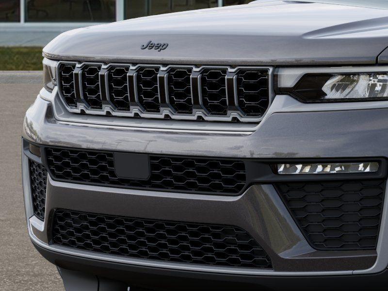 new 2026 Jeep Grand Cherokee car, priced at $50,580