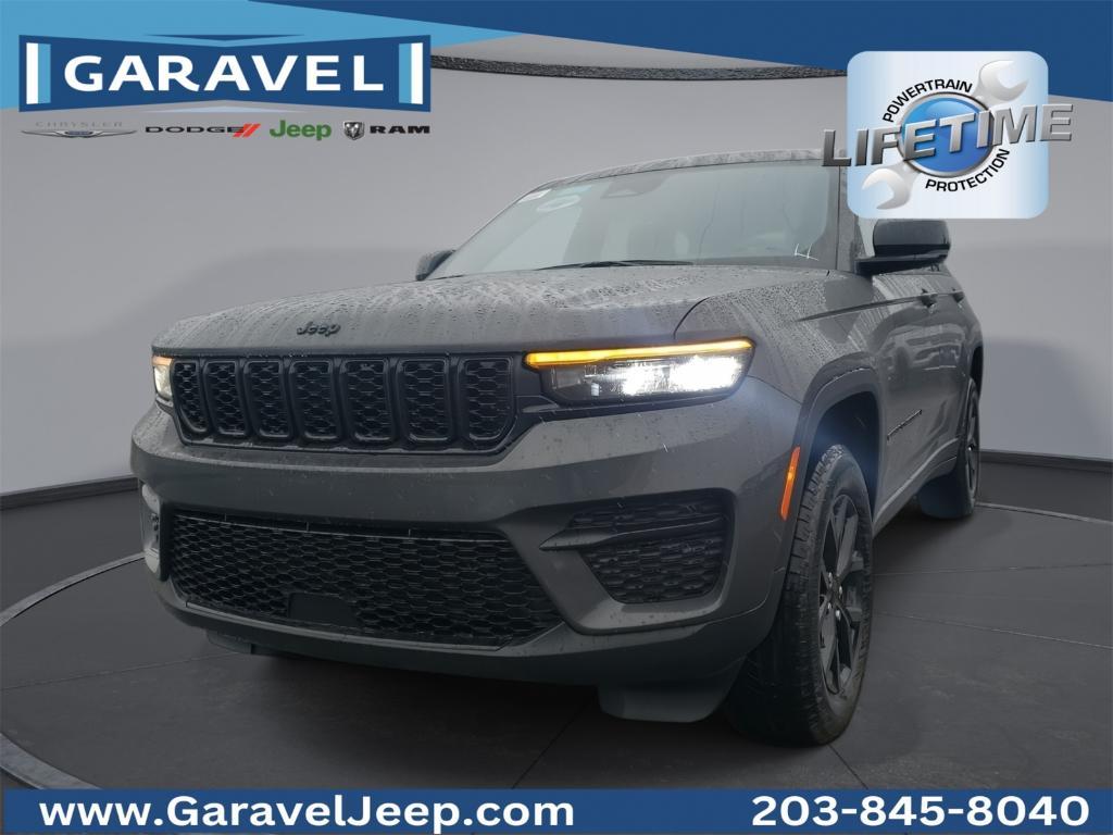 new 2025 Jeep Grand Cherokee car, priced at $46,730