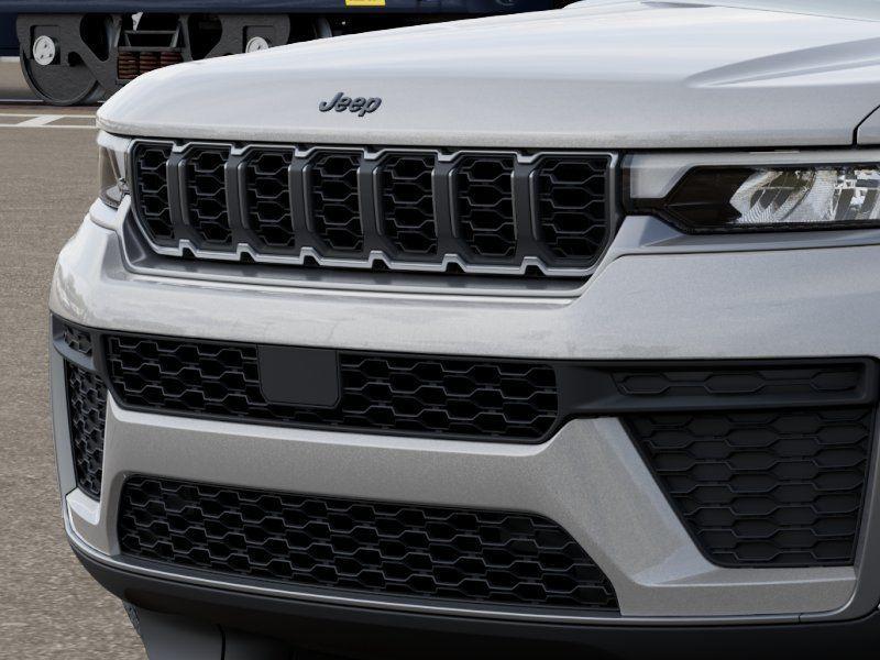 new 2026 Jeep Grand Cherokee car, priced at $49,450