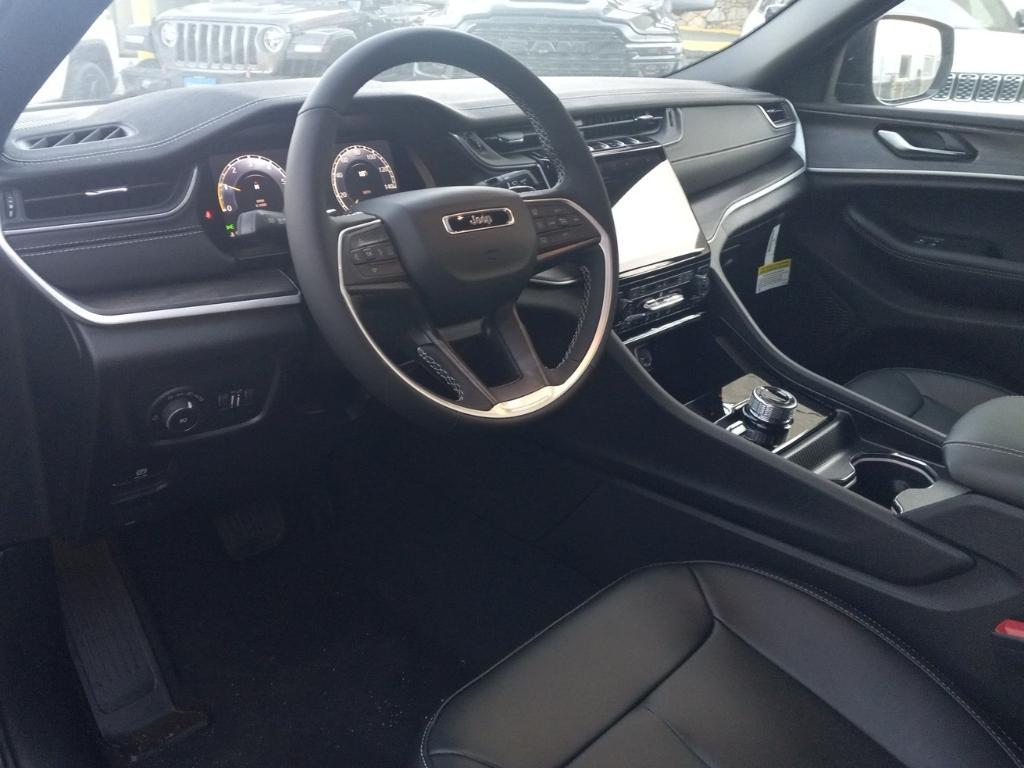 new 2025 Jeep Grand Cherokee L car, priced at $52,720