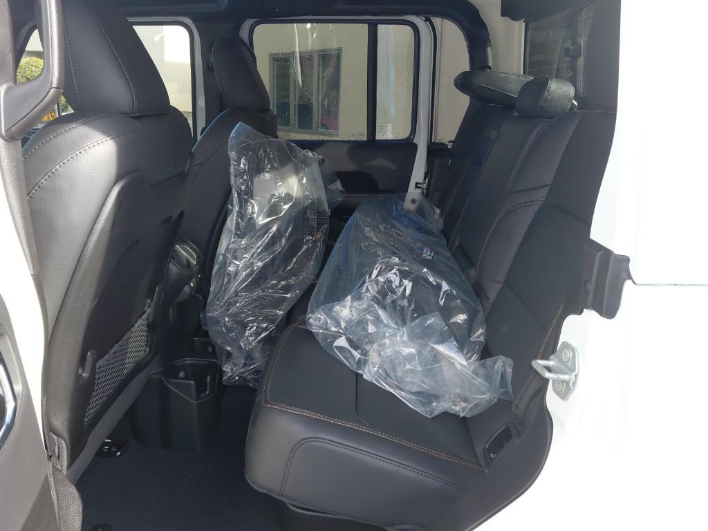 new 2026 Jeep Gladiator car, priced at $52,700