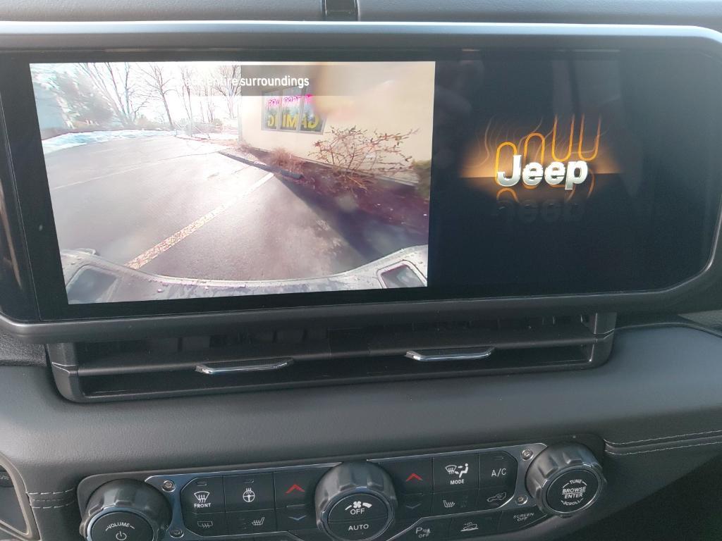 new 2026 Jeep Gladiator car, priced at $52,700