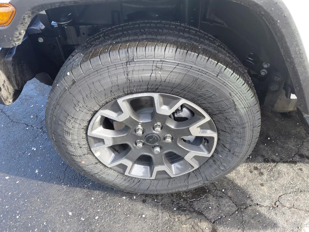 new 2026 Jeep Gladiator car, priced at $52,700