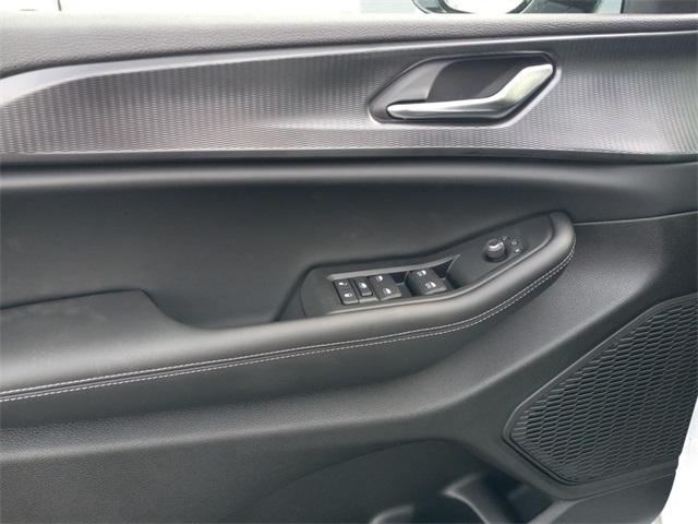 new 2025 Jeep Grand Cherokee L car, priced at $49,780