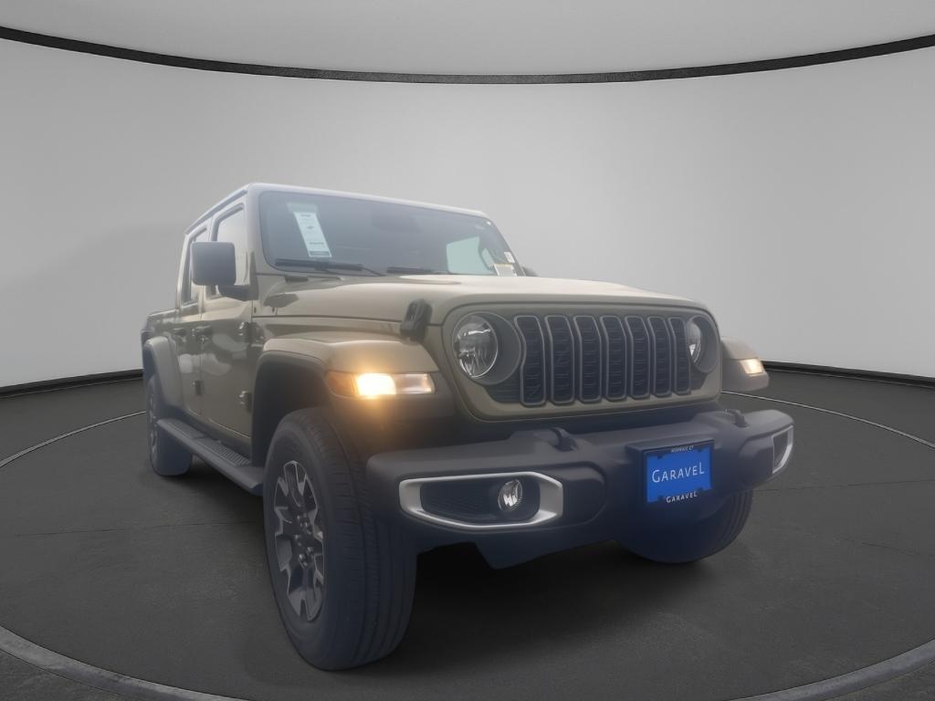 new 2026 Jeep Gladiator car, priced at $50,675
