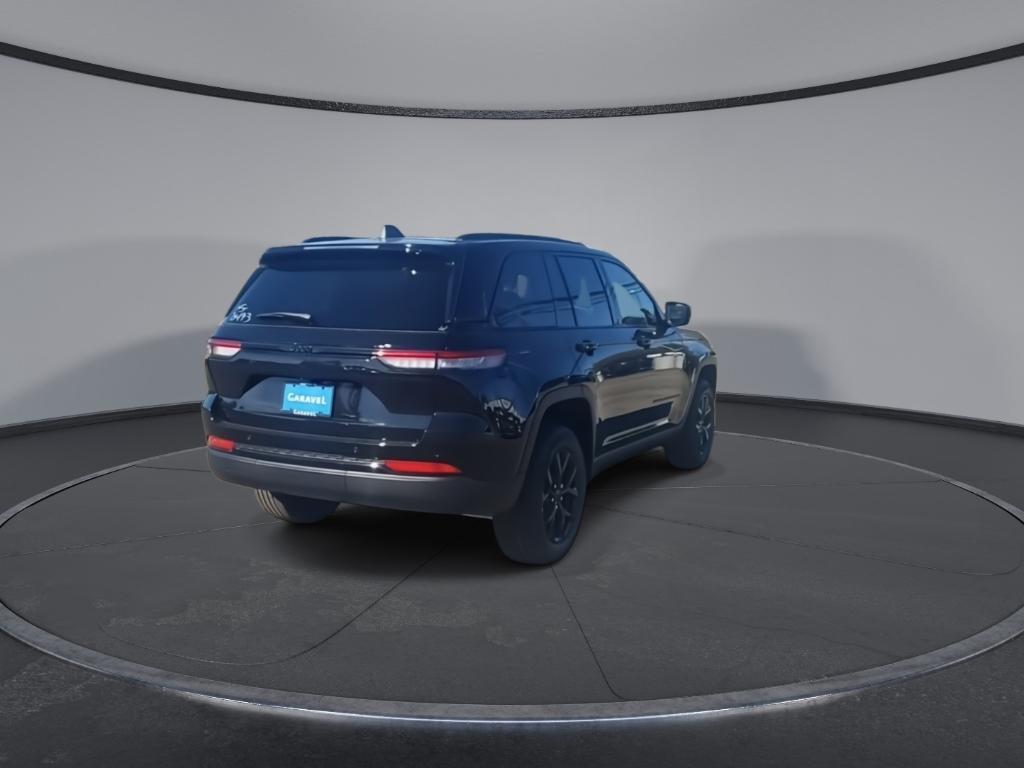 new 2025 Jeep Grand Cherokee car, priced at $46,730