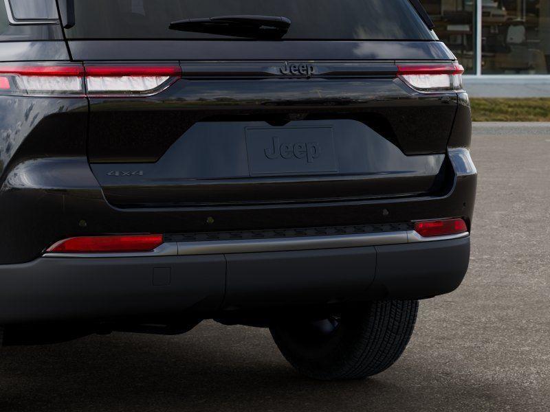 new 2026 Jeep Grand Cherokee car, priced at $48,025