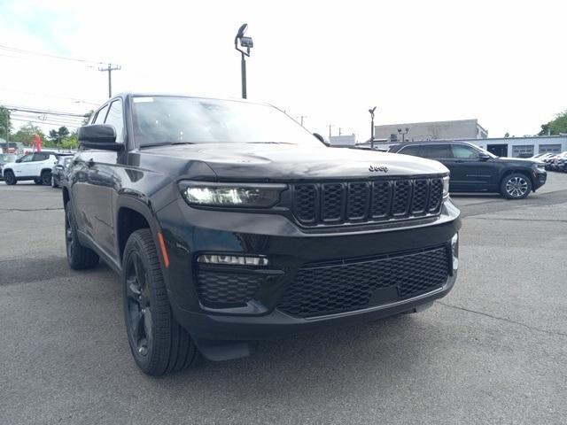 new 2025 Jeep Grand Cherokee car, priced at $53,235