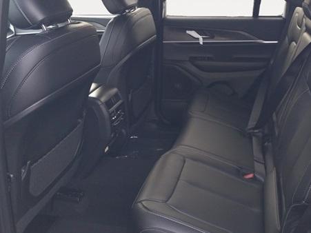 new 2025 Jeep Grand Cherokee car, priced at $53,235