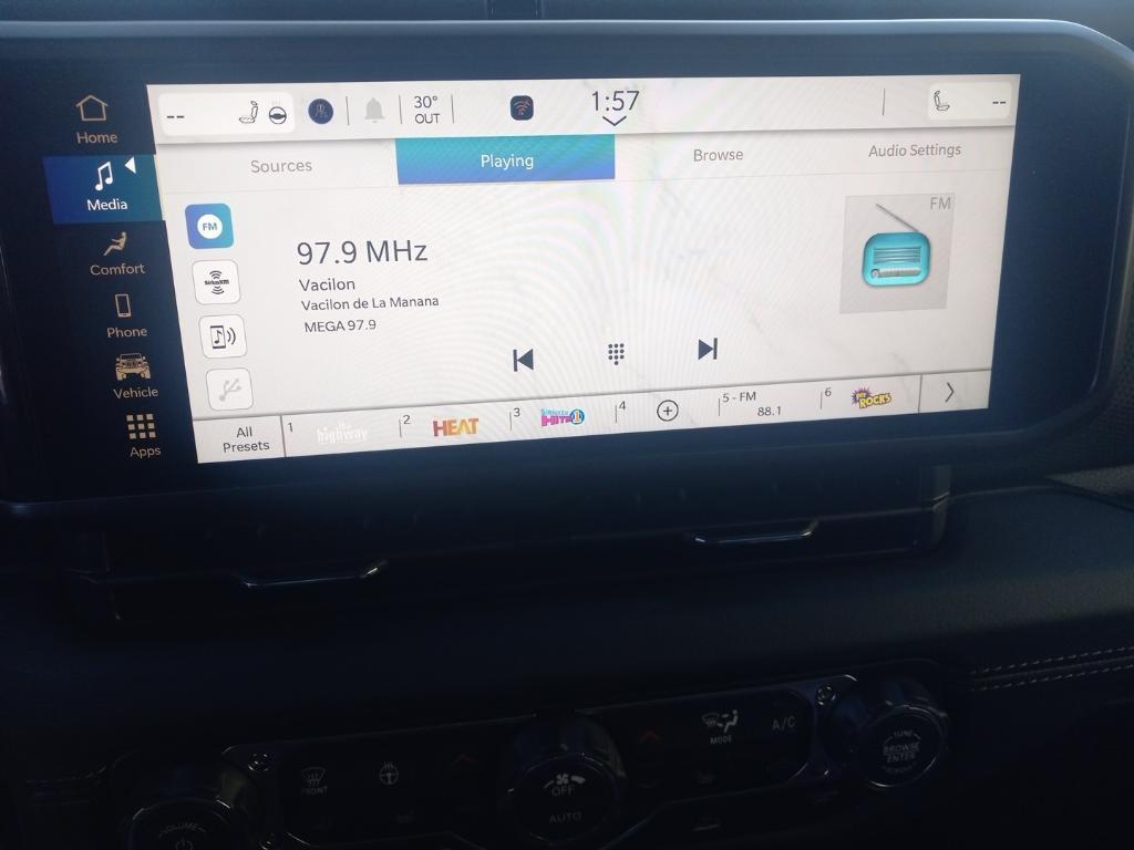 new 2026 Jeep Gladiator car, priced at $57,275