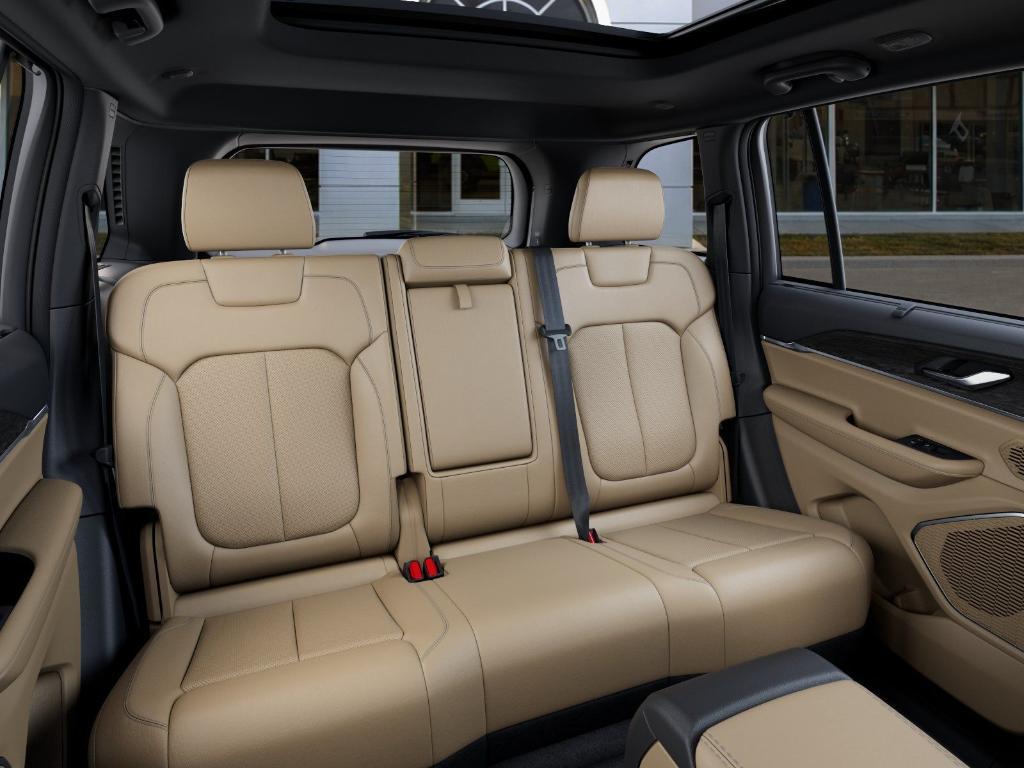 new 2026 Jeep Grand Cherokee car, priced at $52,835