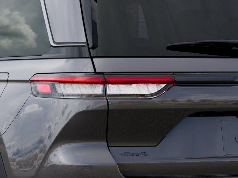 new 2026 Jeep Grand Cherokee car, priced at $49,975