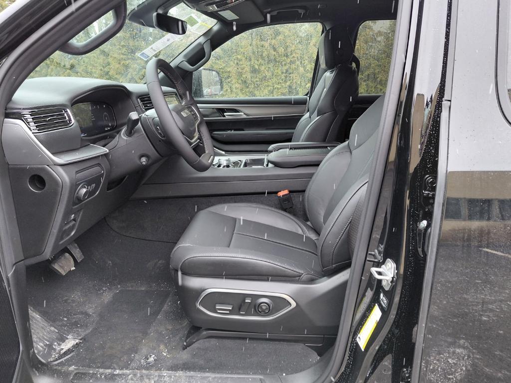 new 2026 Jeep Grand Wagoneer car, priced at $78,625