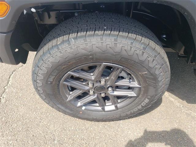 new 2025 Jeep Wrangler car, priced at $52,070