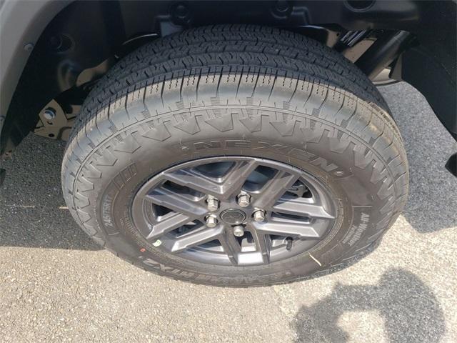 new 2025 Jeep Wrangler car, priced at $52,070