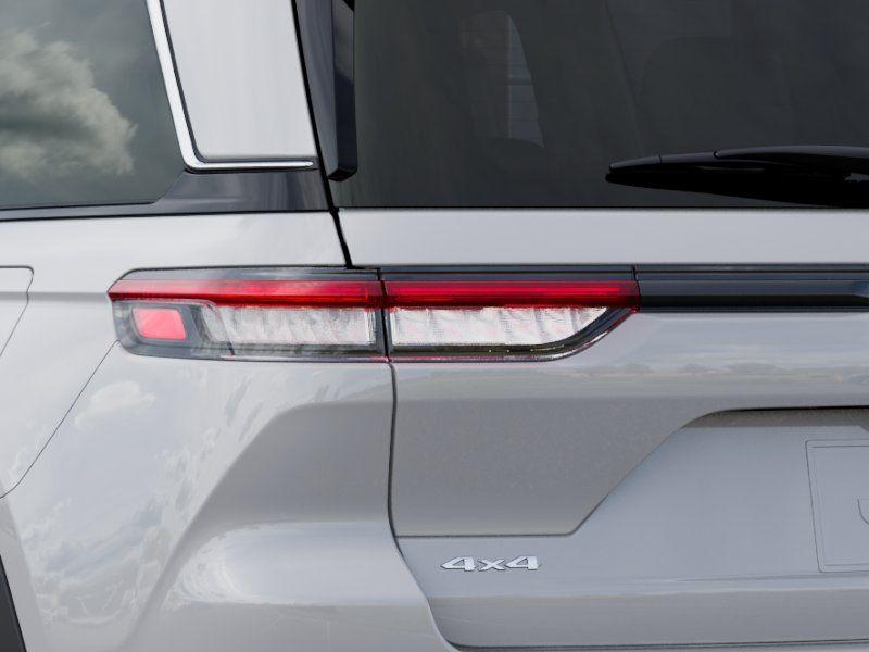 new 2026 Jeep Grand Cherokee car, priced at $50,709