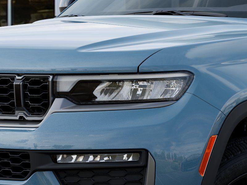 new 2026 Jeep Grand Cherokee car, priced at $50,910