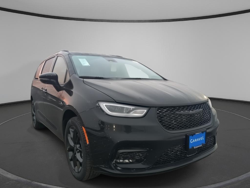 new 2026 Chrysler Pacifica car, priced at $56,240