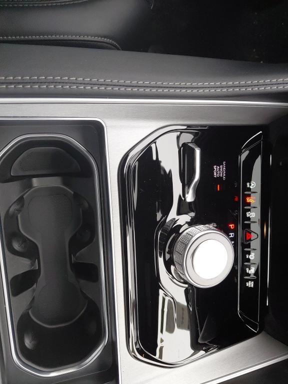 new 2026 Jeep Grand Wagoneer car, priced at $73,185