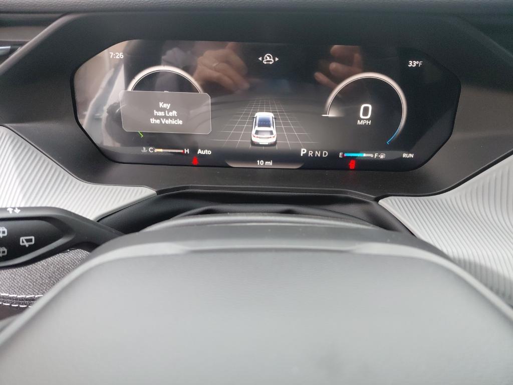 new 2026 Jeep Cherokee car, priced at $40,490