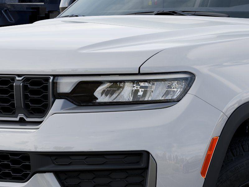 new 2026 Jeep Grand Cherokee car, priced at $48,855