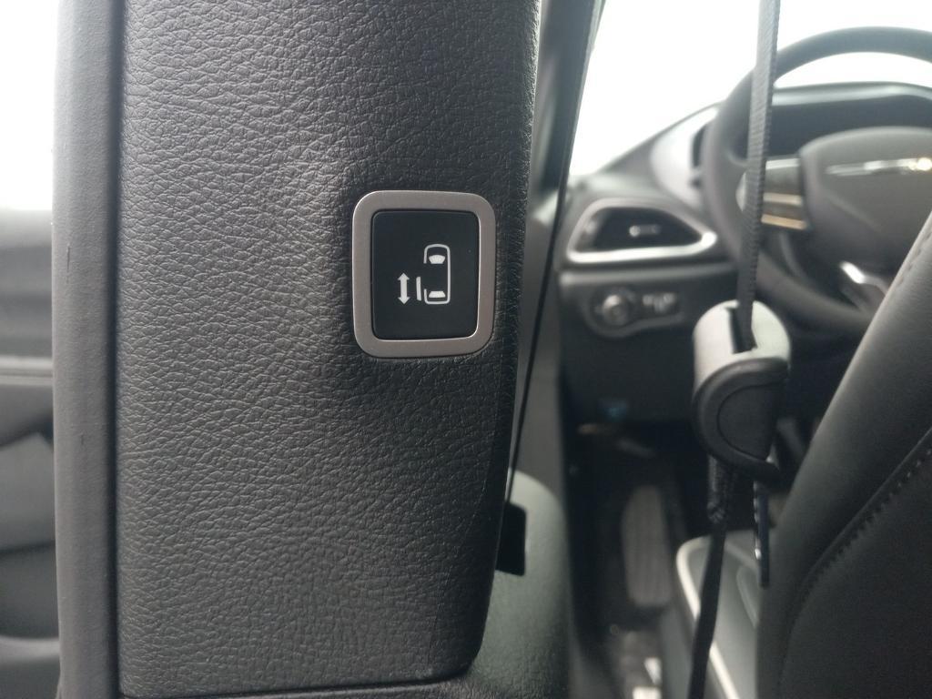 new 2026 Chrysler Pacifica car, priced at $56,055