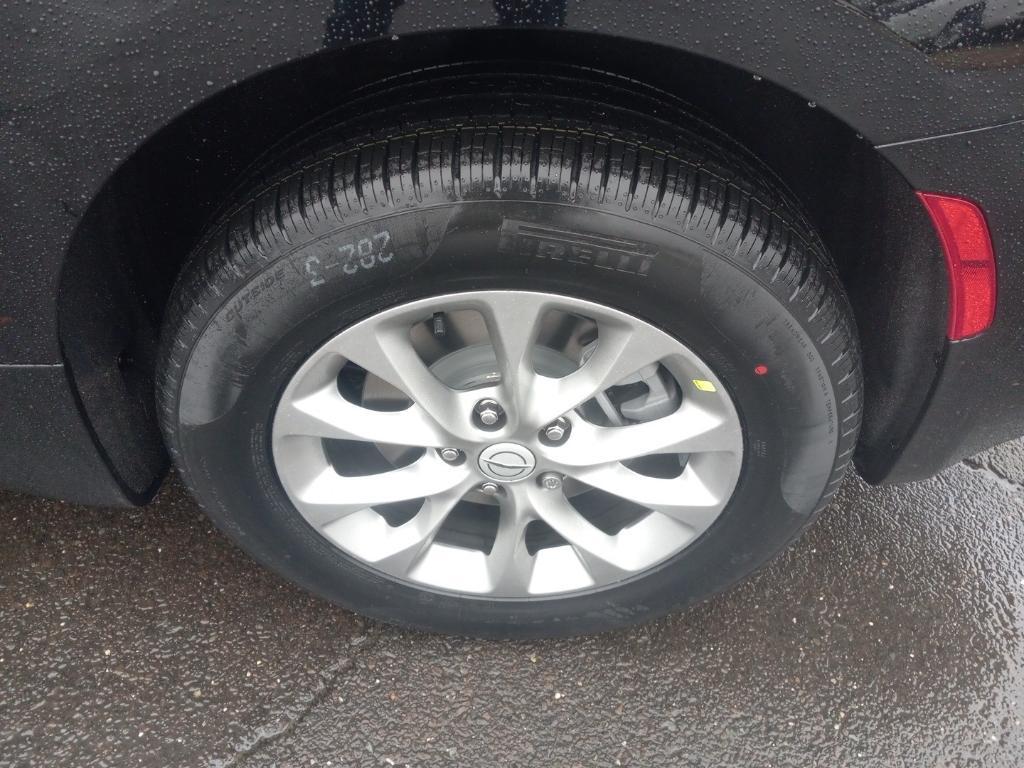 new 2026 Chrysler Pacifica car, priced at $56,055