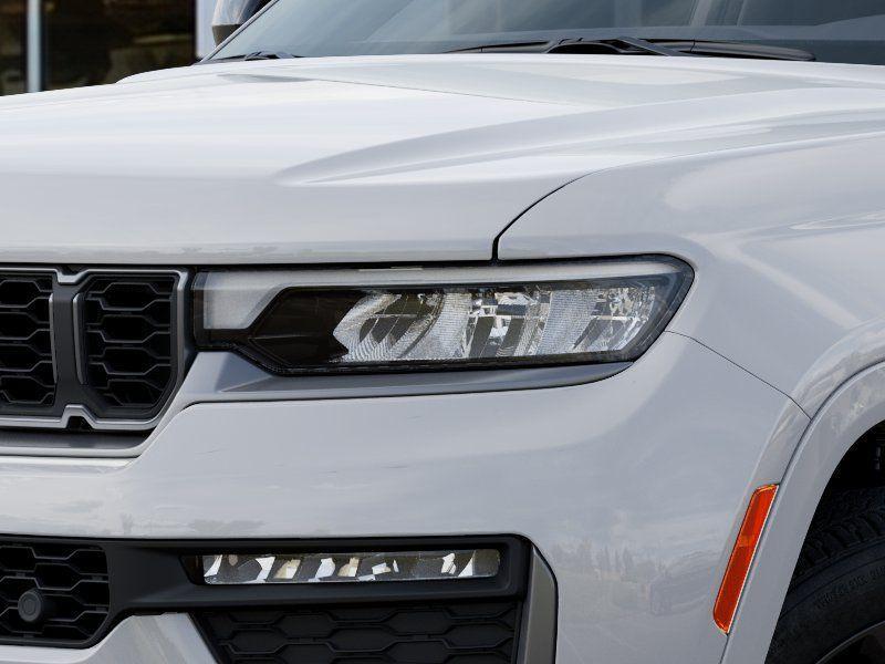 new 2026 Jeep Grand Cherokee car, priced at $53,910