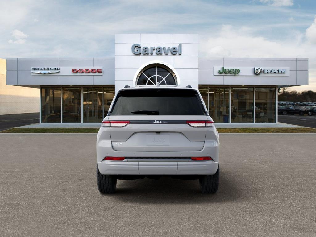 new 2026 Jeep Grand Cherokee car, priced at $53,910