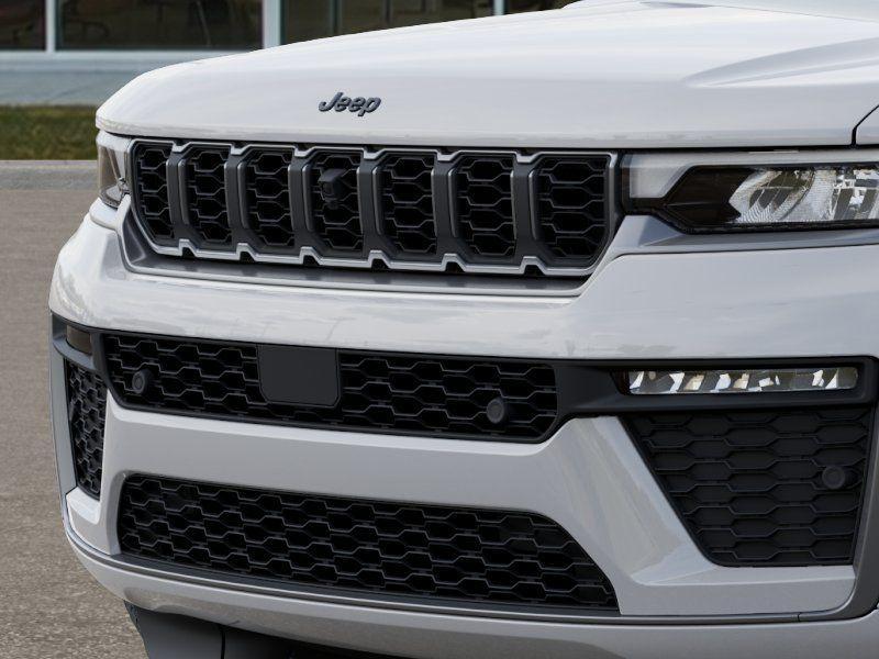 new 2026 Jeep Grand Cherokee car, priced at $53,910