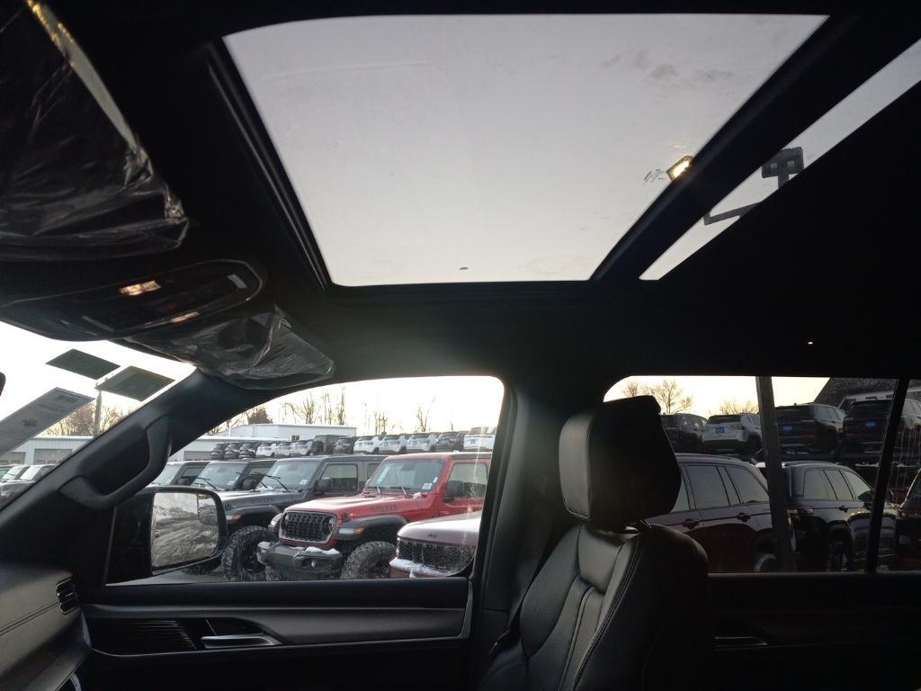 new 2026 Jeep Grand Wagoneer car, priced at $78,425