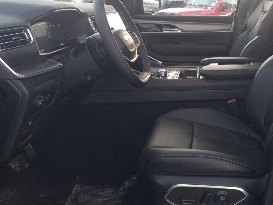 new 2026 Jeep Grand Wagoneer car, priced at $78,425