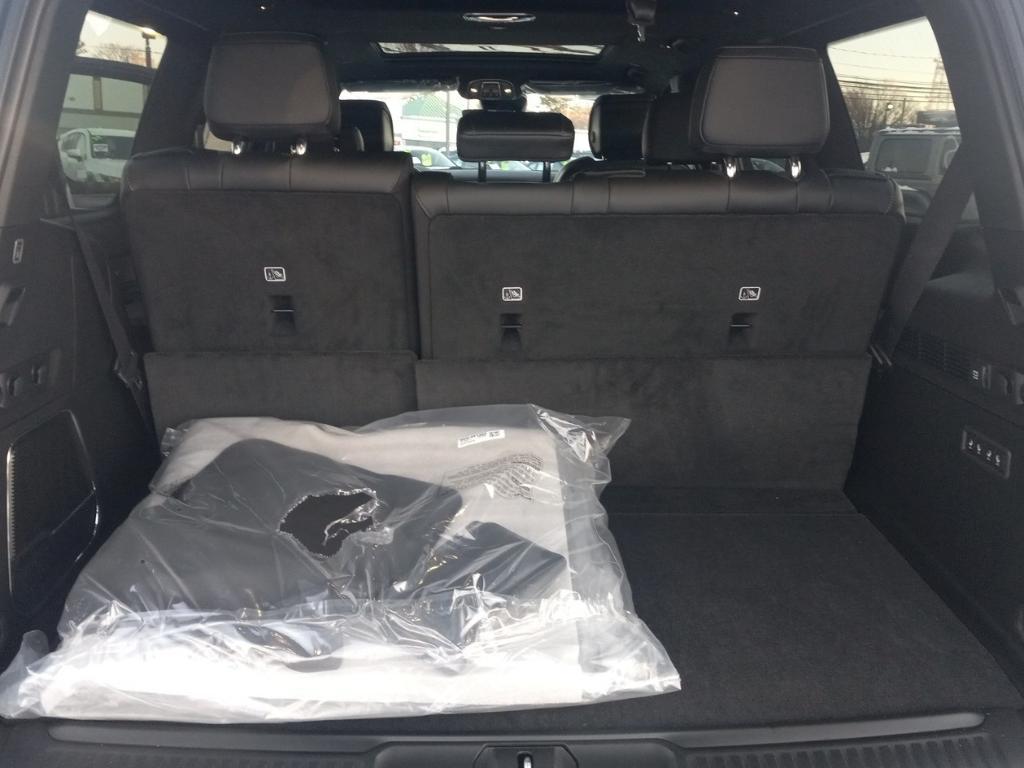 new 2026 Jeep Grand Wagoneer car, priced at $78,425