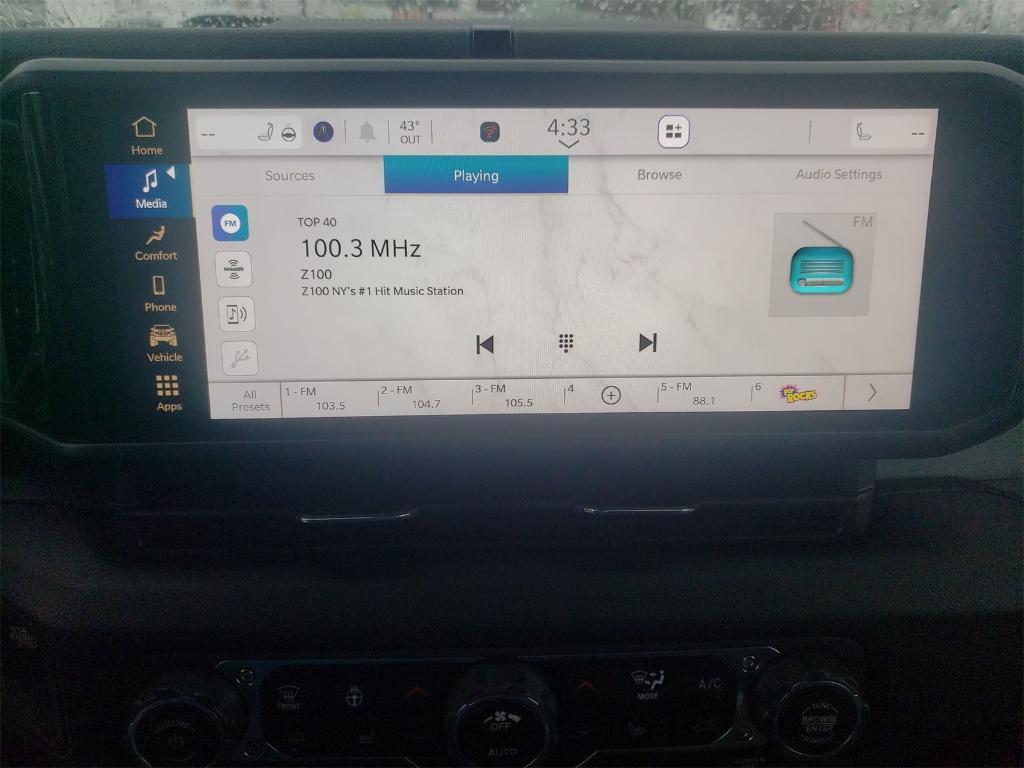 new 2025 Jeep Wrangler car, priced at $54,380