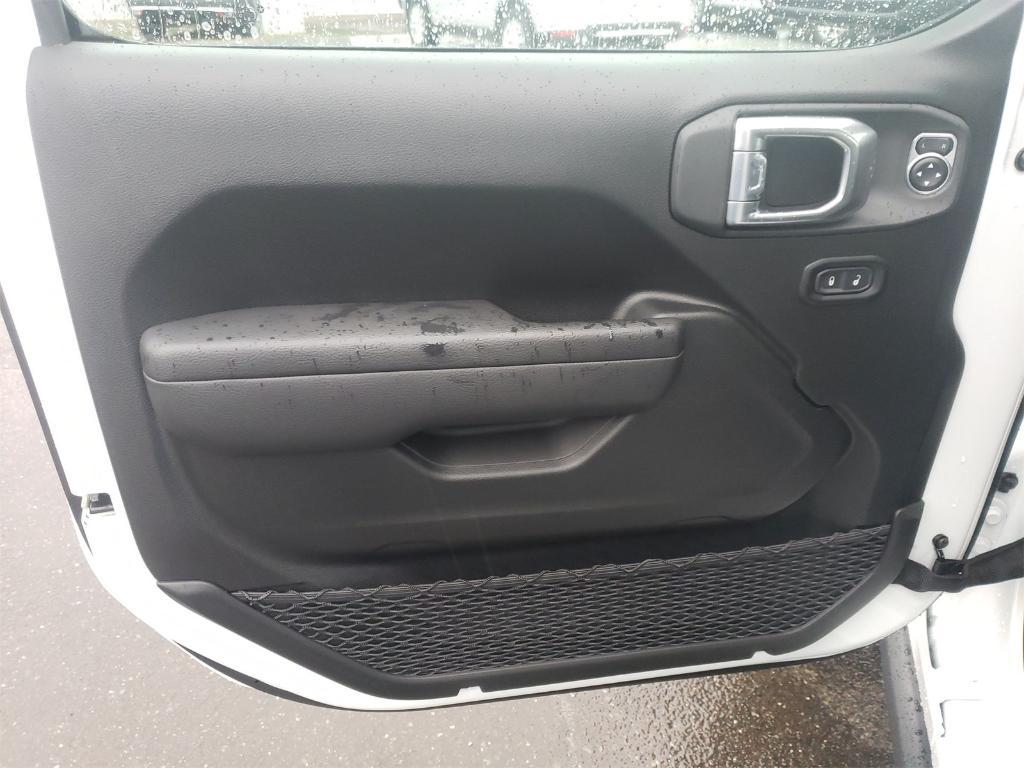 new 2025 Jeep Wrangler car, priced at $54,380