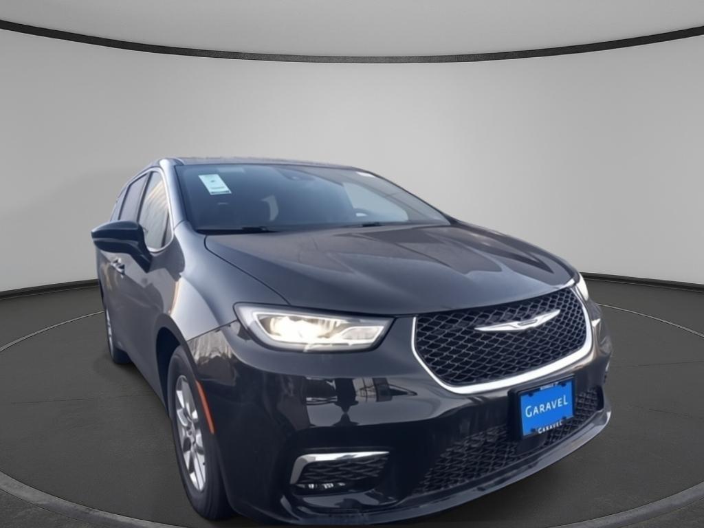 new 2026 Chrysler Pacifica car, priced at $46,335