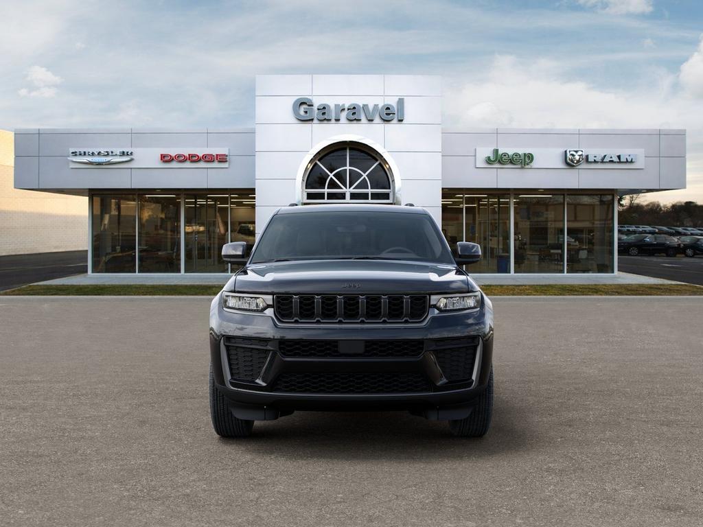 new 2026 Jeep Grand Cherokee car, priced at $50,249