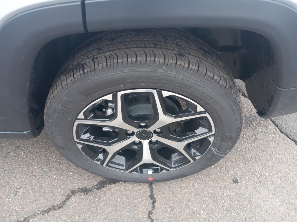 new 2026 Jeep Compass car, priced at $37,775