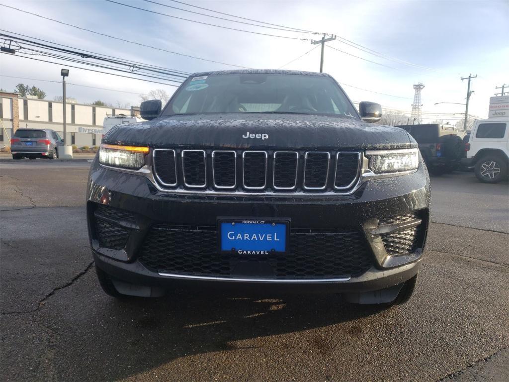 new 2025 Jeep Grand Cherokee car, priced at $44,170
