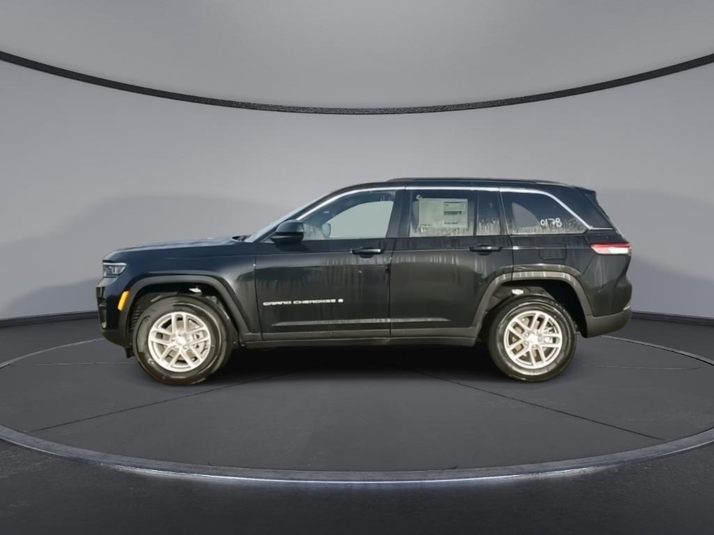 new 2025 Jeep Grand Cherokee car, priced at $44,170