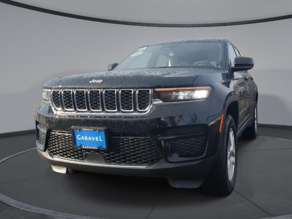 new 2025 Jeep Grand Cherokee car, priced at $44,170