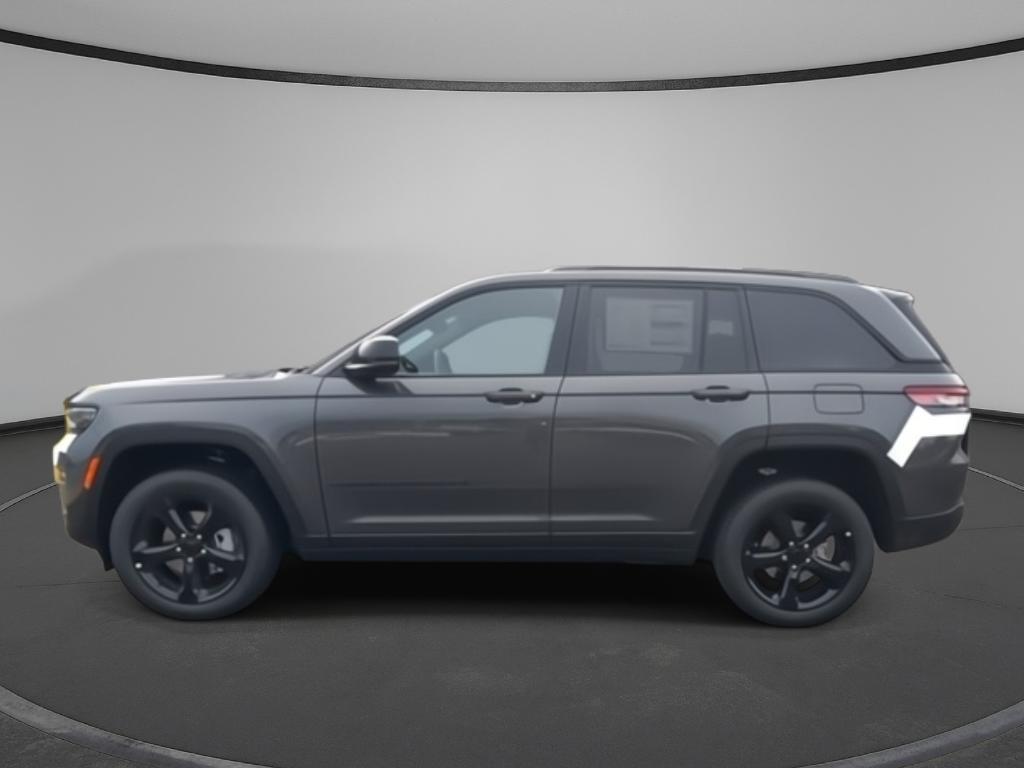 new 2025 Jeep Grand Cherokee car, priced at $52,735