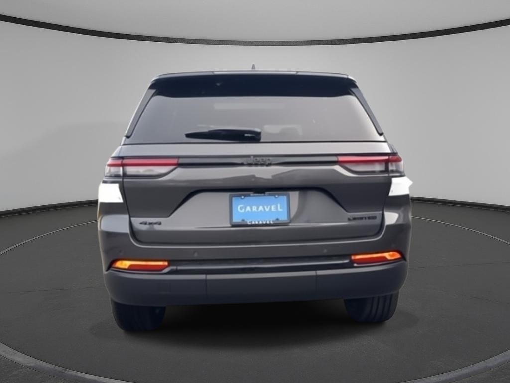 new 2025 Jeep Grand Cherokee car, priced at $52,735