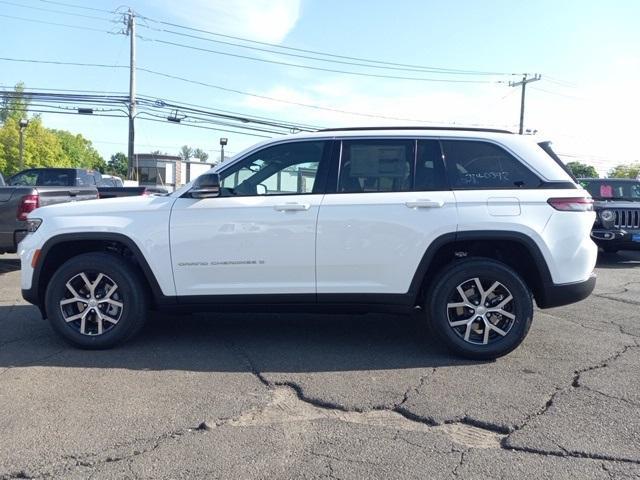 new 2025 Jeep Grand Cherokee car, priced at $49,915