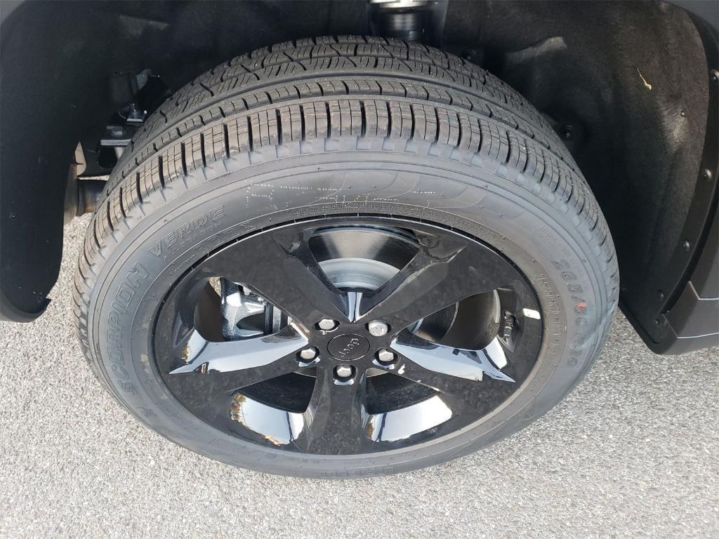 new 2025 Jeep Grand Cherokee L car, priced at $54,835