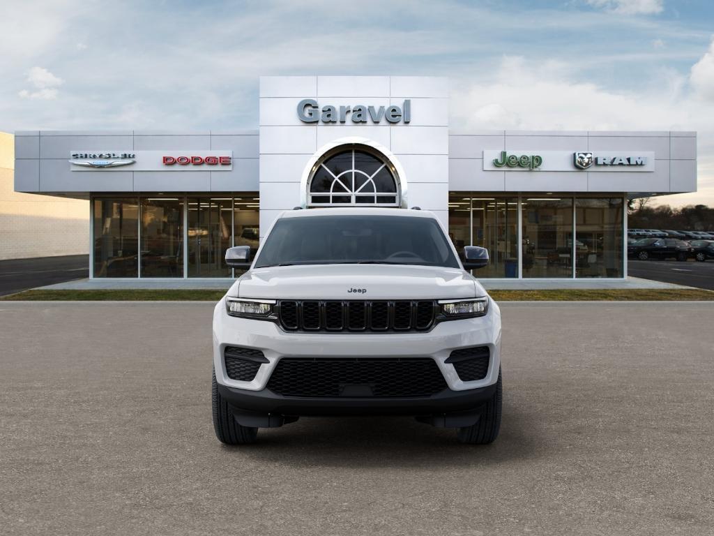 new 2025 Jeep Grand Cherokee car, priced at $47,780