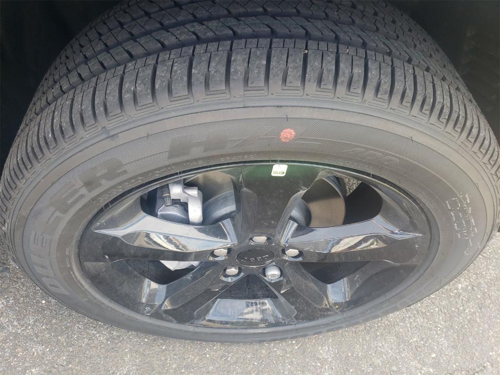 new 2025 Jeep Grand Cherokee car, priced at $48,375